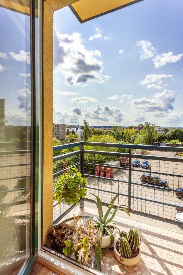 #stayhere - Spacious & Bright 1bdr Shopping District Apartment *